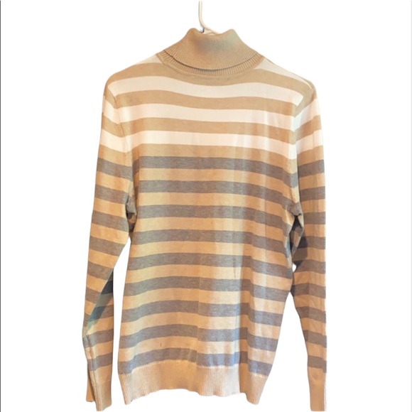 Calvin Klein turtleneck - Picture 4 of 4